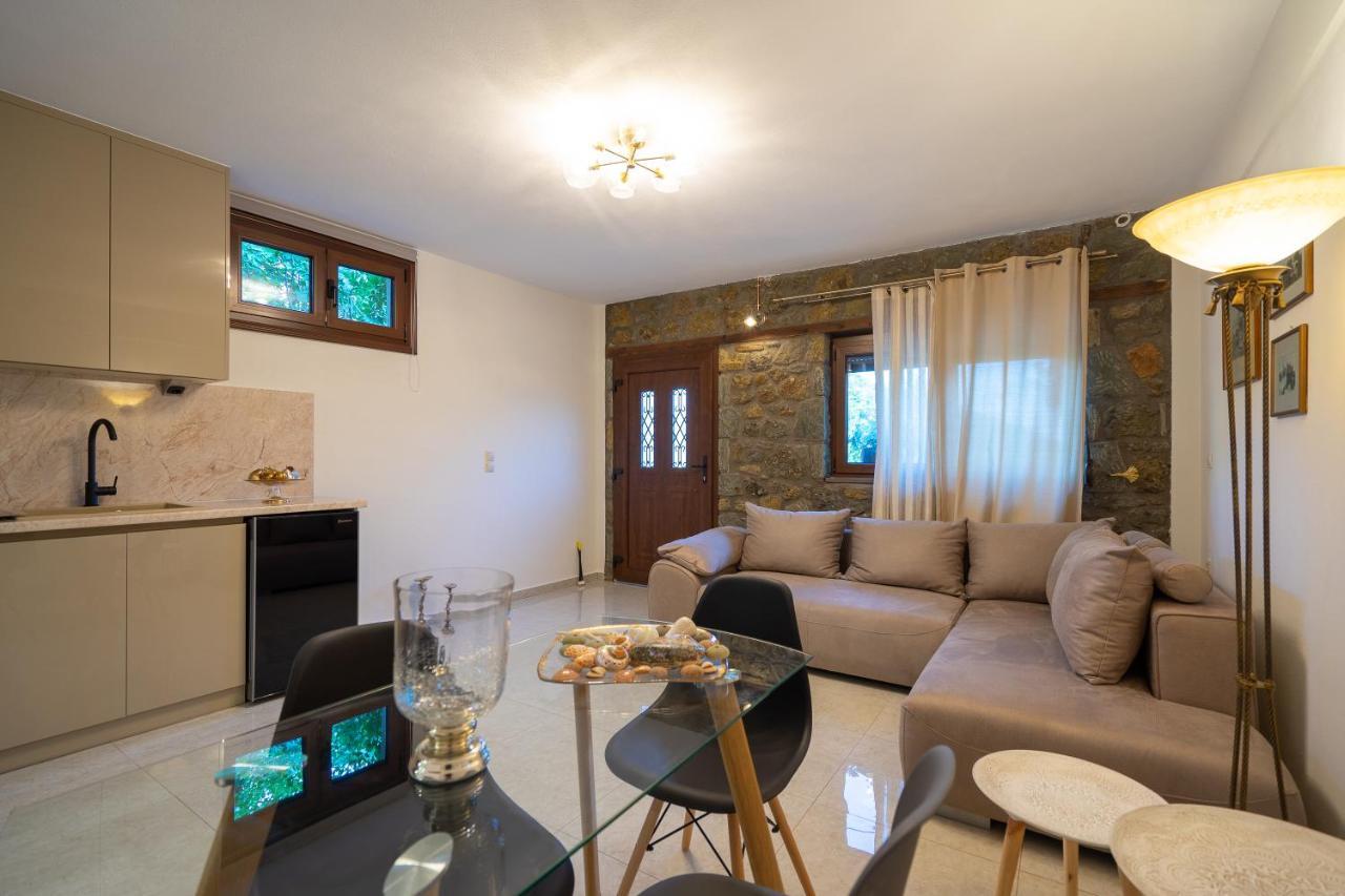 Meteoron Theasis Apartment Kalampáka Ngoại thất bức ảnh