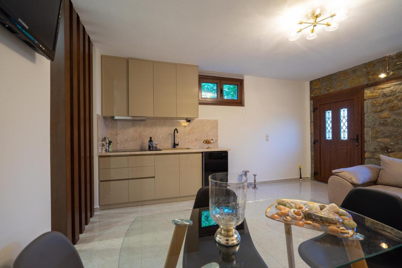 Meteoron Theasis Apartment Kalampáka Ngoại thất bức ảnh